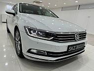 Volkswagen Passat B8 1.8 TFSI AT 2016 White Push Start Sunroof